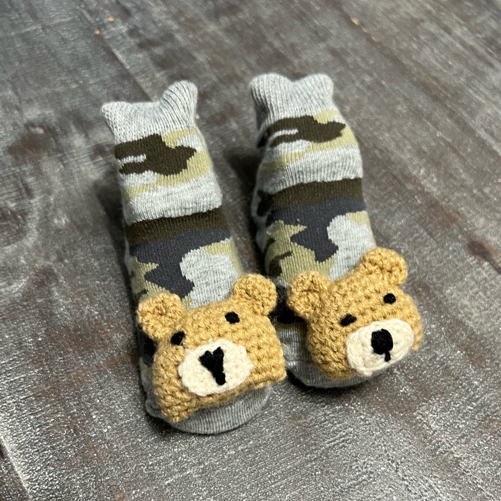 NWOT Mud Pie Camo Bear Rattle Socks